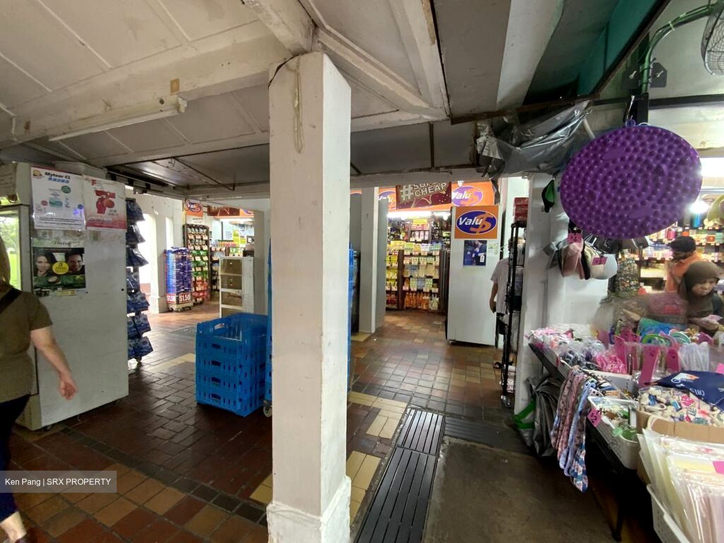 305 WOODLANDS STREET 31 (D25), Retail #566856951